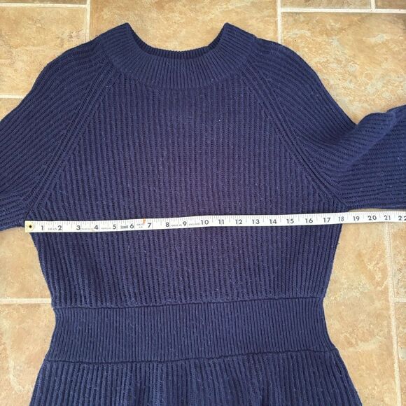 Club Monaco Sweater Womens Size Medium Wool Blend Alpaca Wool Blue Bubble Sleeve - Picture 5 of 9